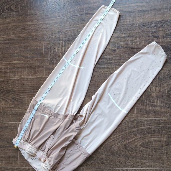 Neutral Super Lightweight Stretchy Dry Fit Nike Pants - Picture 6 of 7